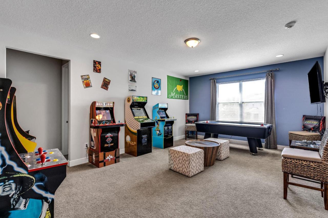 Spacious 8 Bdr Family Home With Arcades And Free Pool Heat Orlando Exterior photo